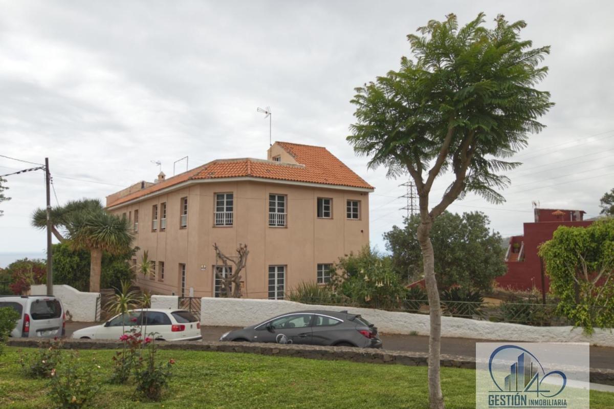 For sale of building in La Orotava