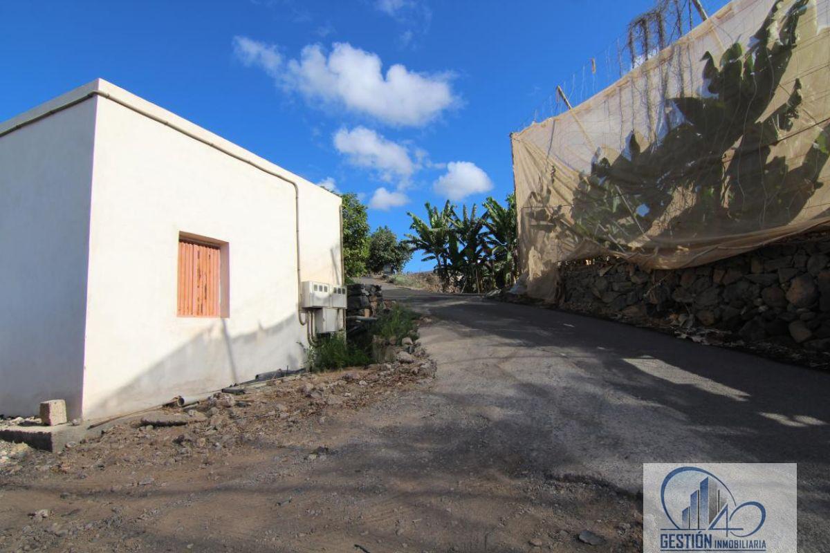 For sale of rural property in Guía de Isora