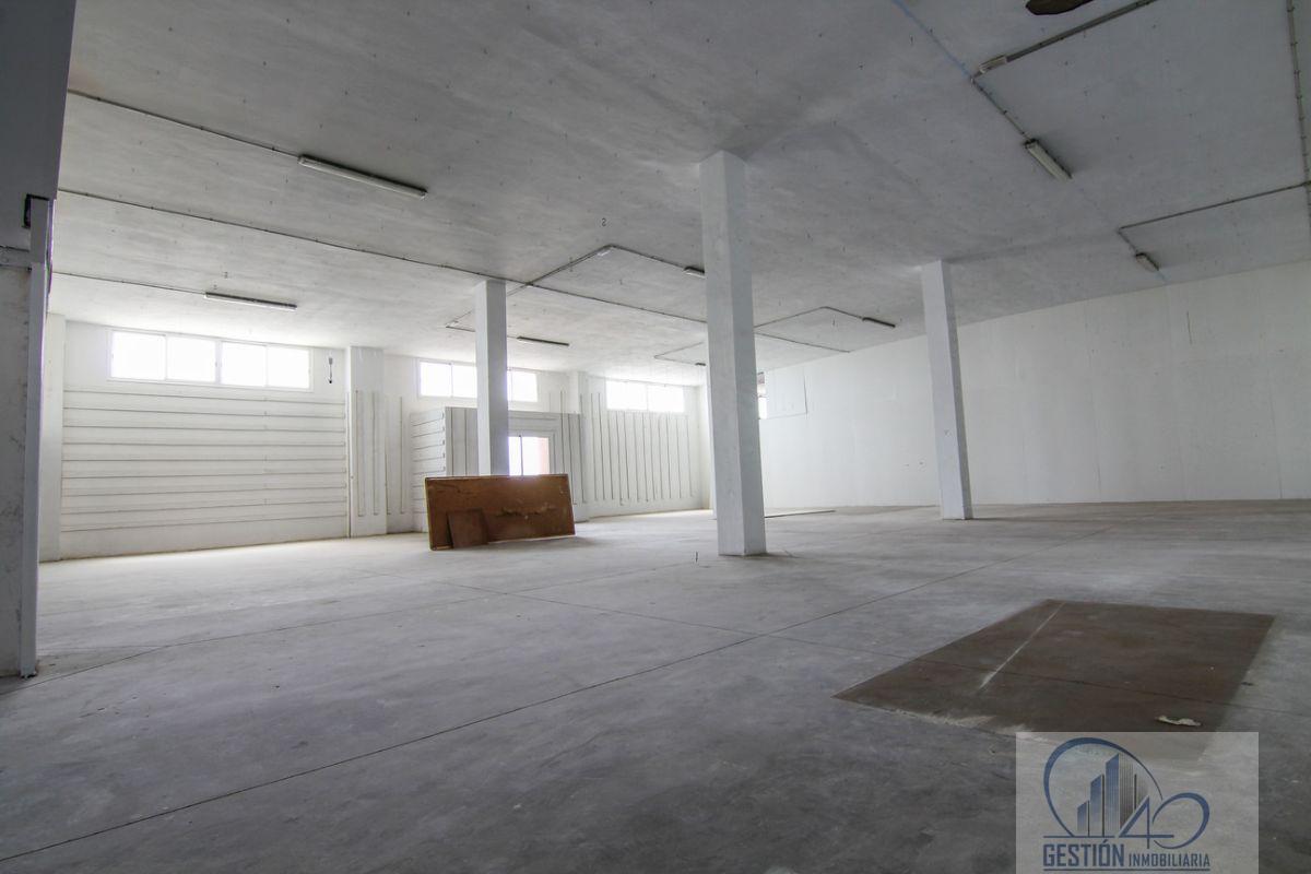 For rent of industrial plant/warehouse in Arafo