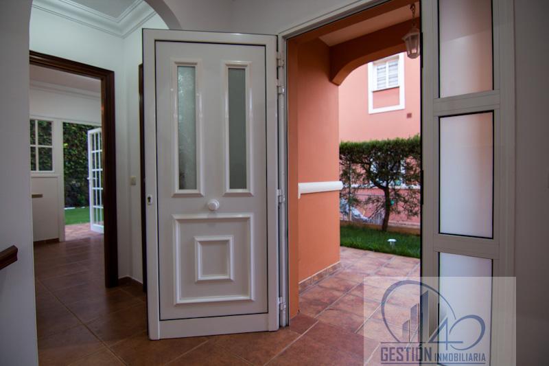 Entry/Exit