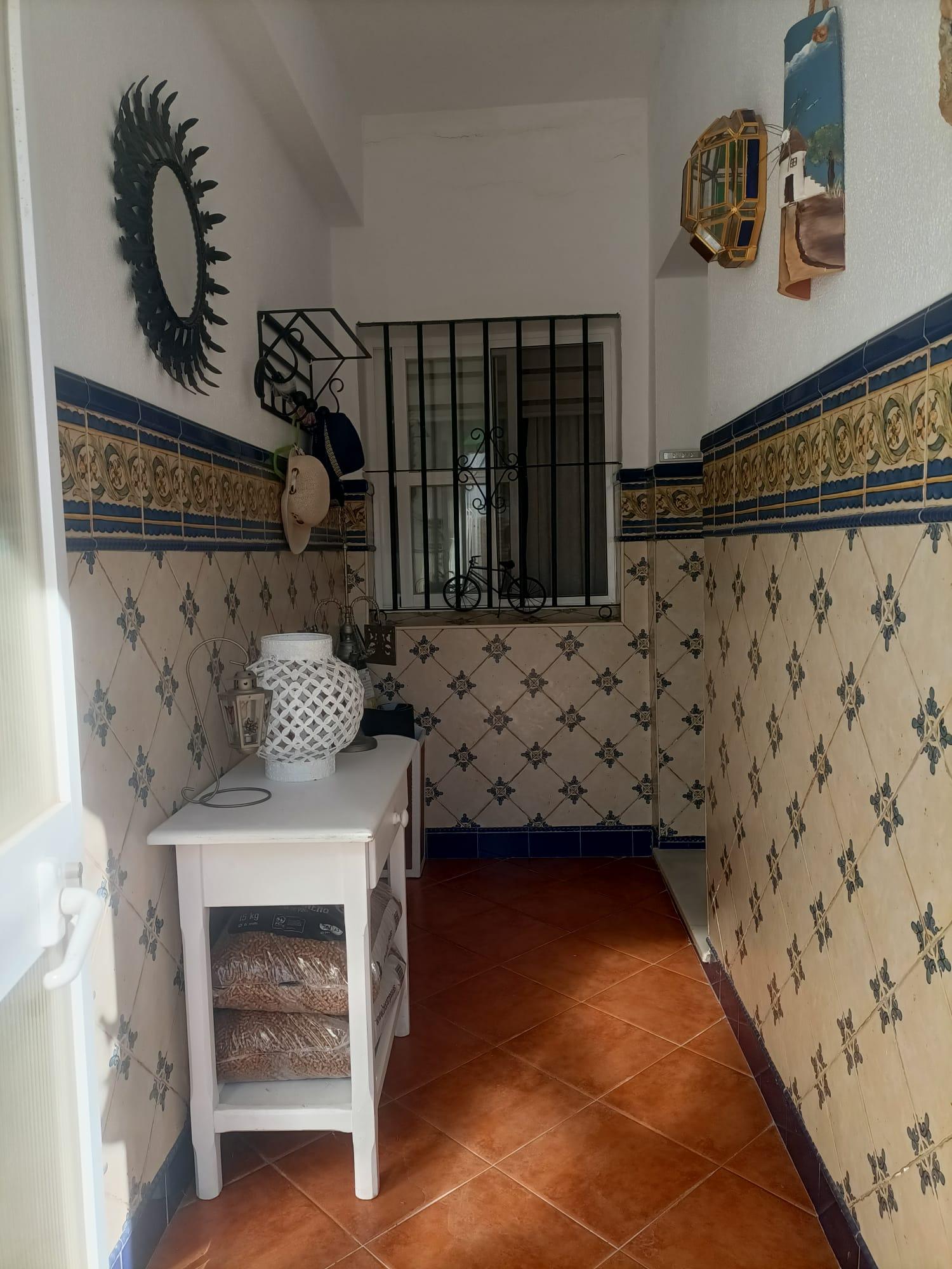 For sale of house in Chiclana de la Frontera