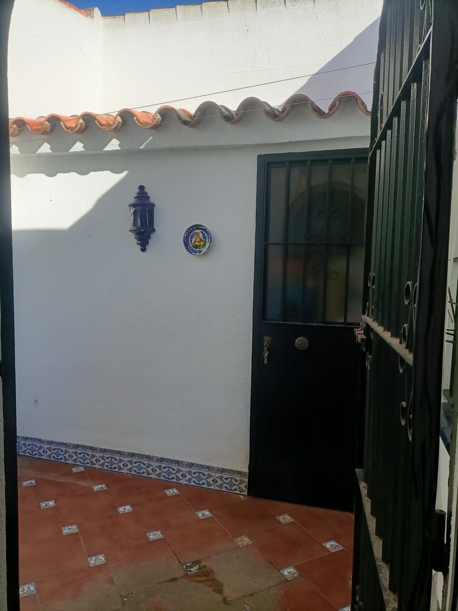 For sale of house in Chiclana de la Frontera