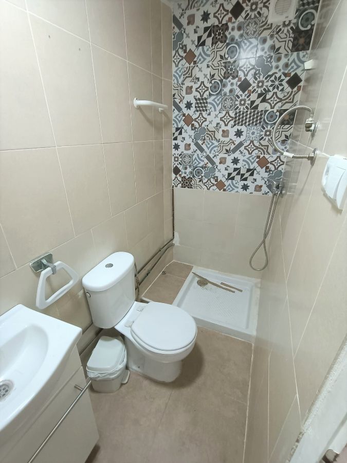 For sale of commercial in San Fernando