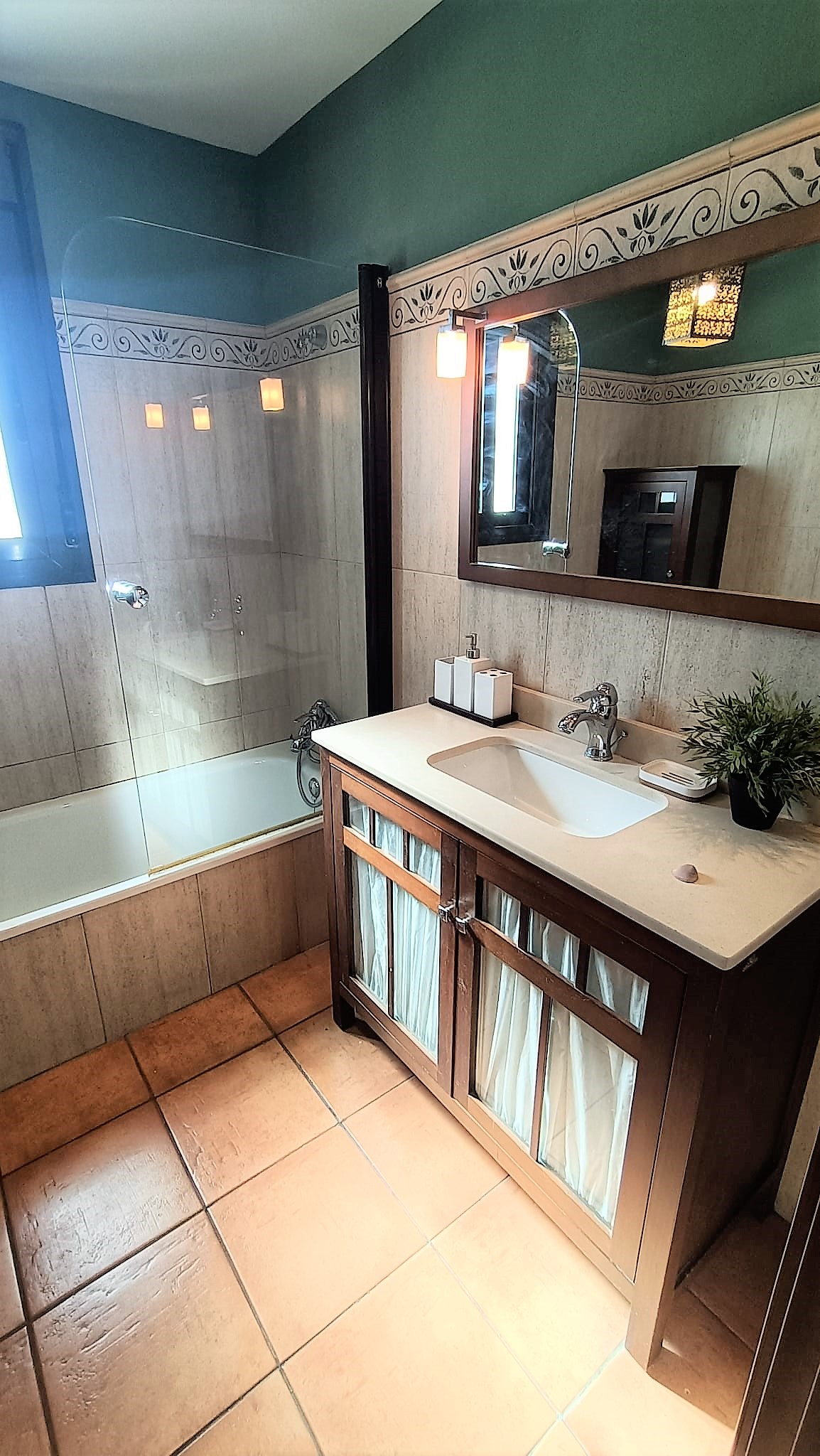 For sale of house in San Fernando