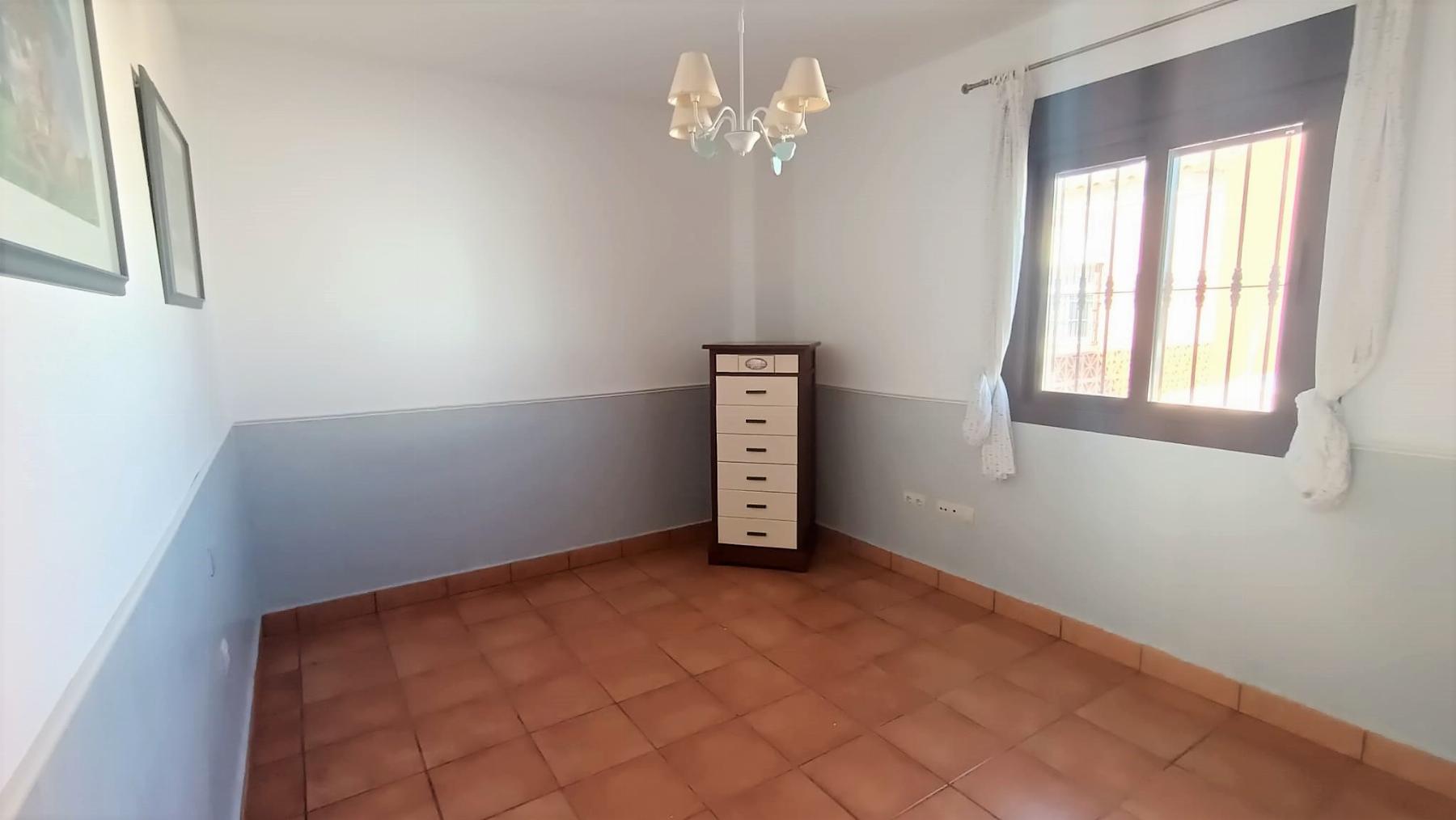 For sale of house in San Fernando