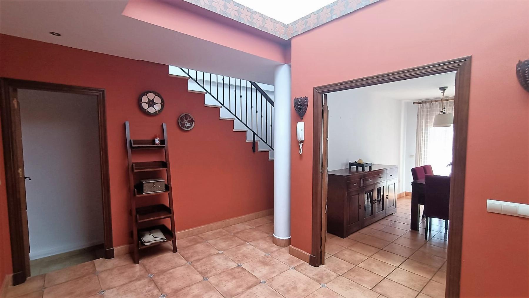 For sale of house in San Fernando