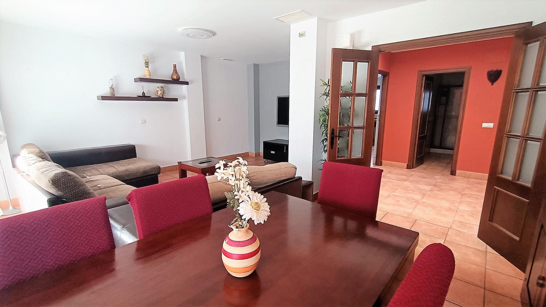 For sale of house in San Fernando