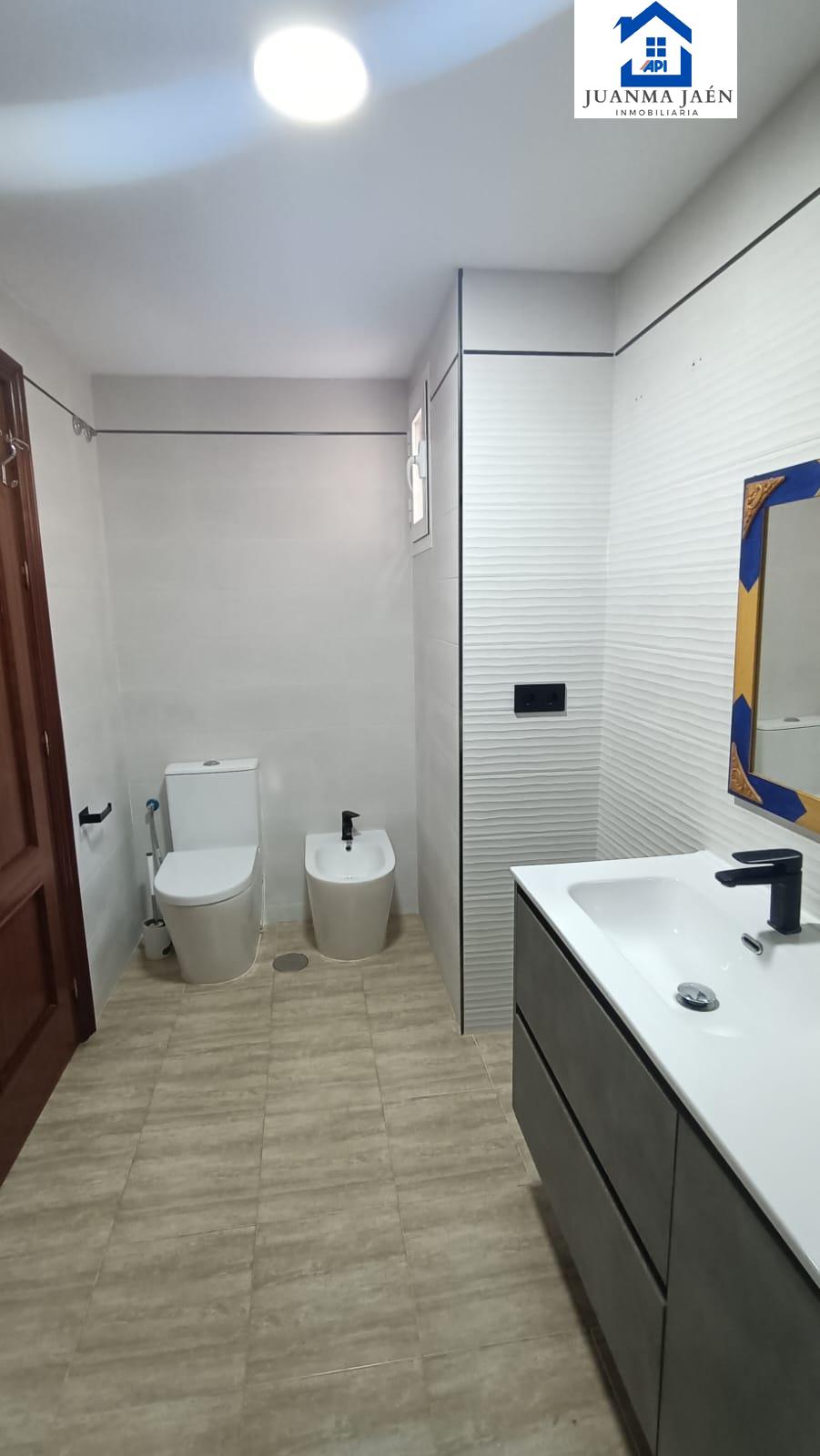 For sale of flat in San Fernando