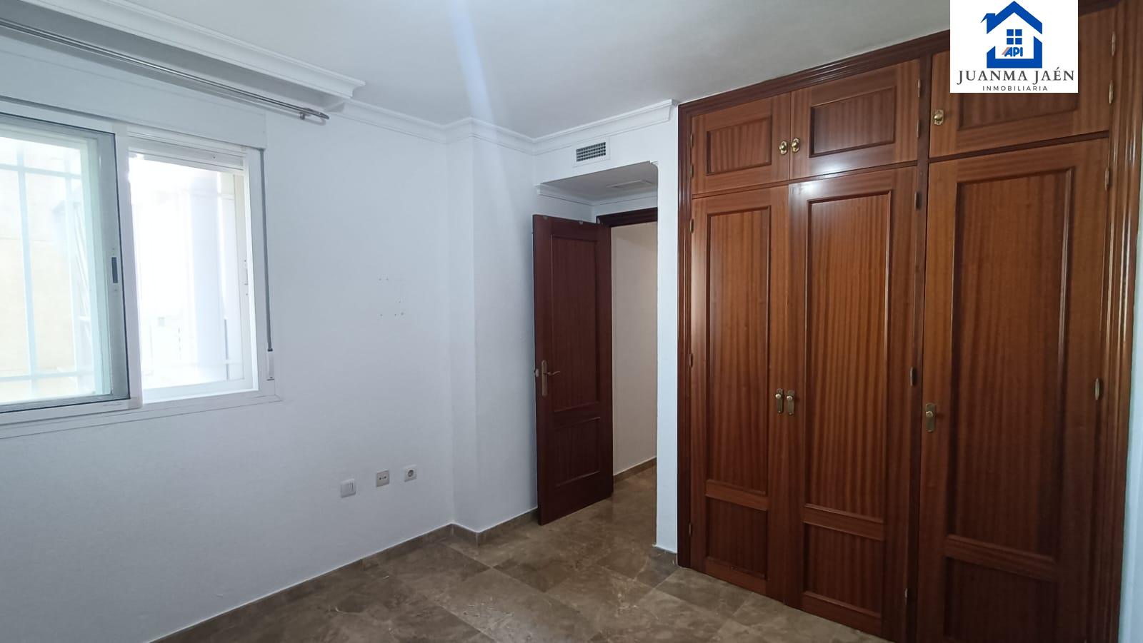For sale of flat in San Fernando