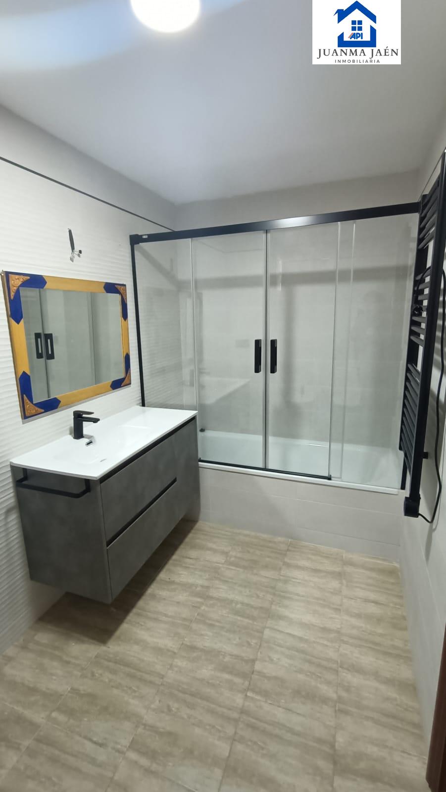 For sale of flat in San Fernando