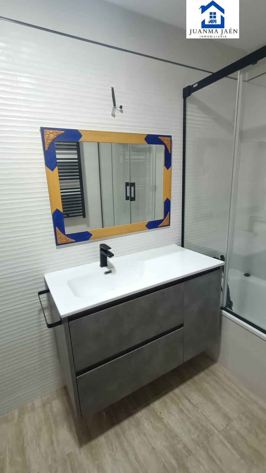 For sale of flat in San Fernando