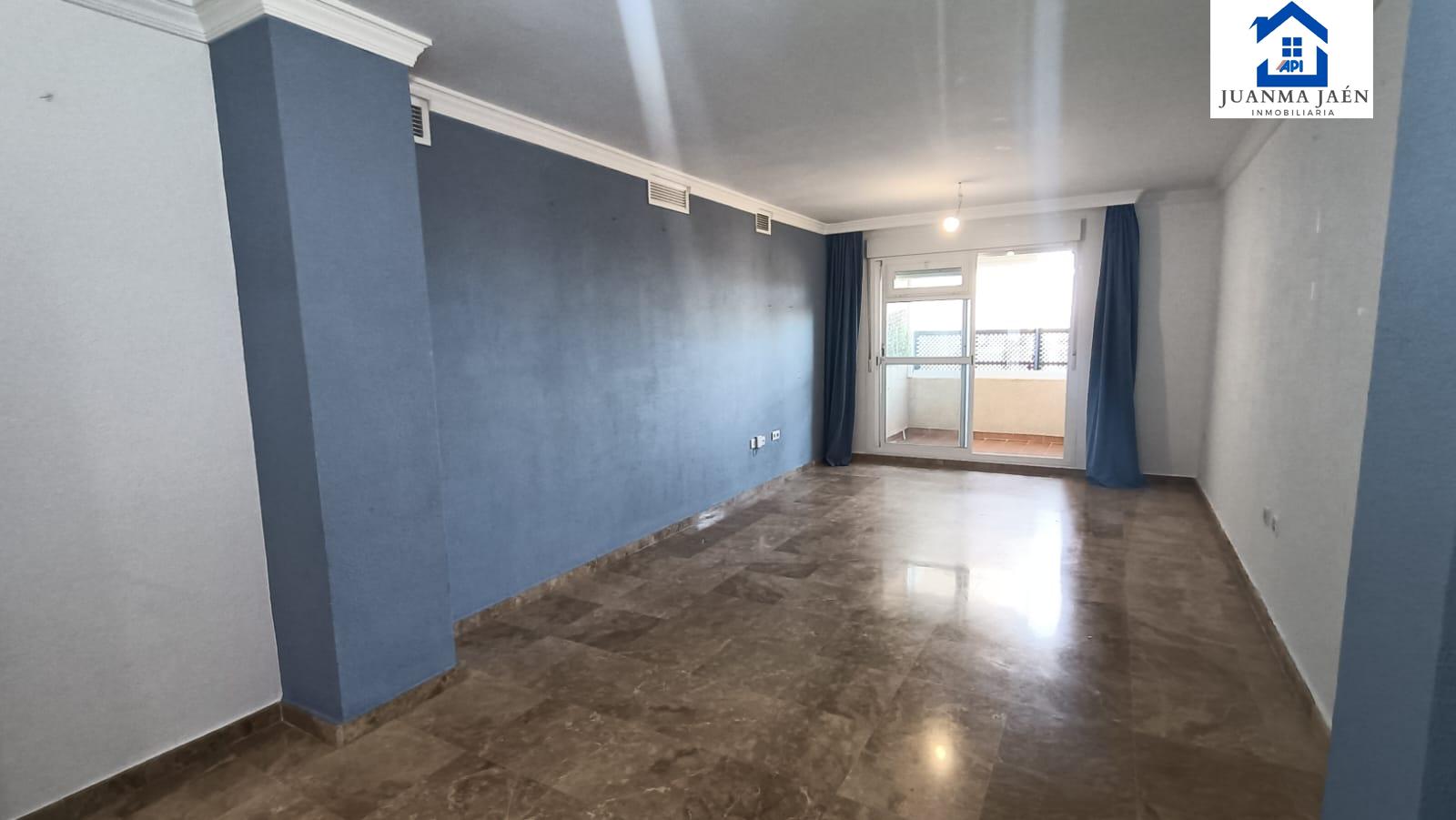 For sale of flat in San Fernando