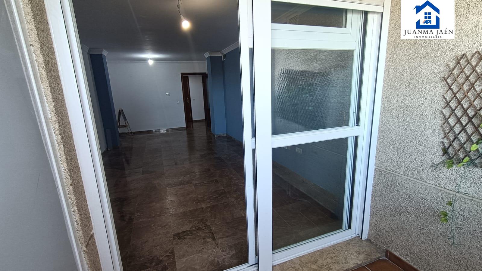For sale of flat in San Fernando