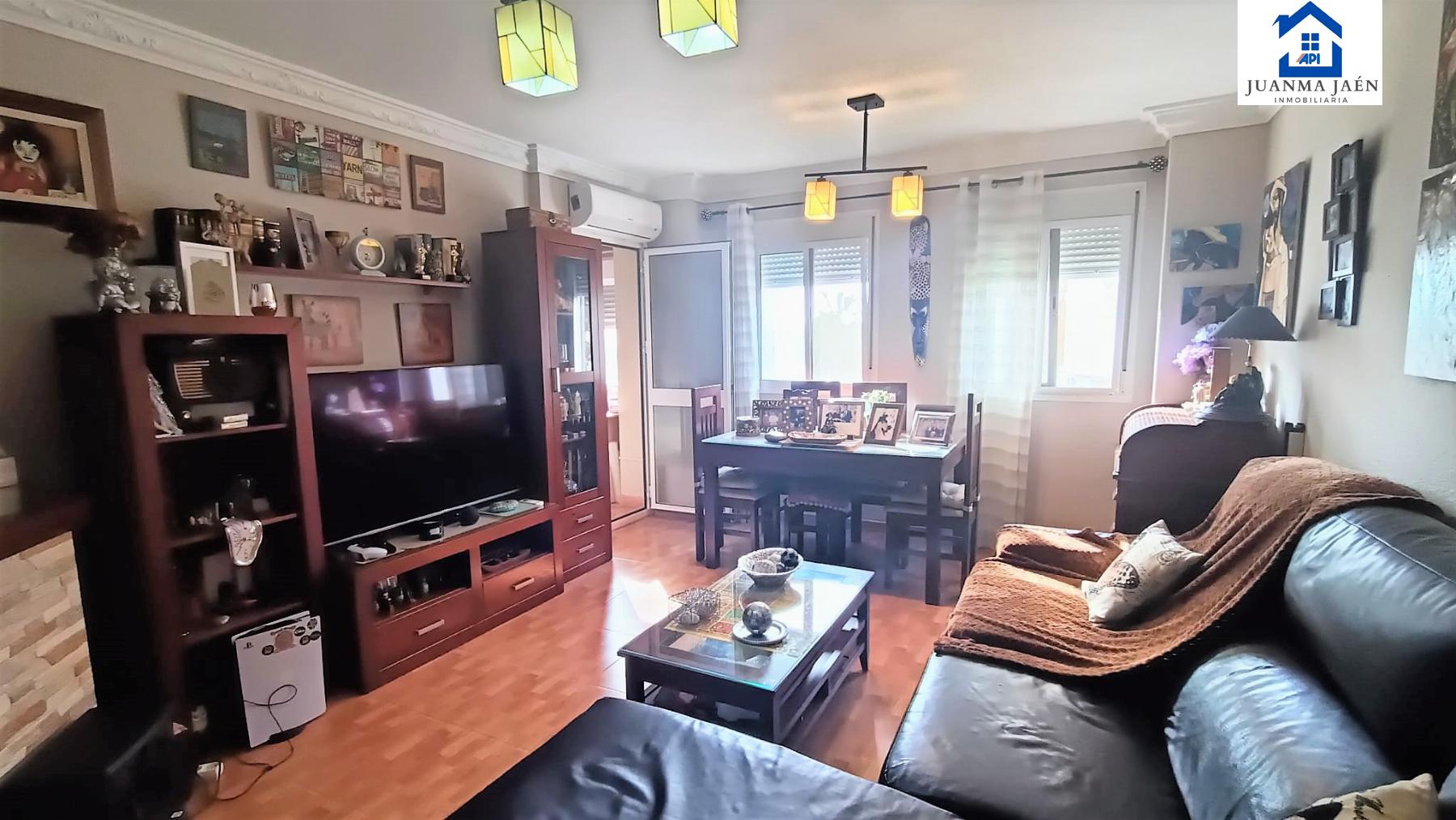 For sale of flat in San Fernando