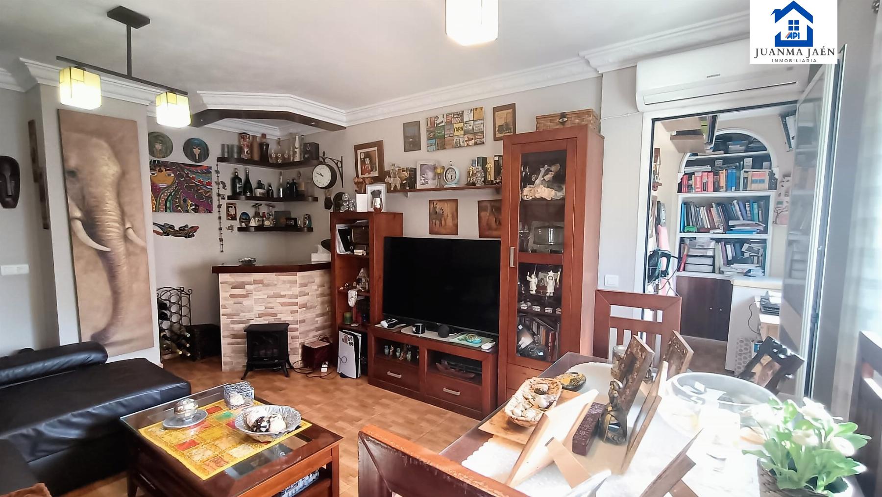 For sale of flat in San Fernando