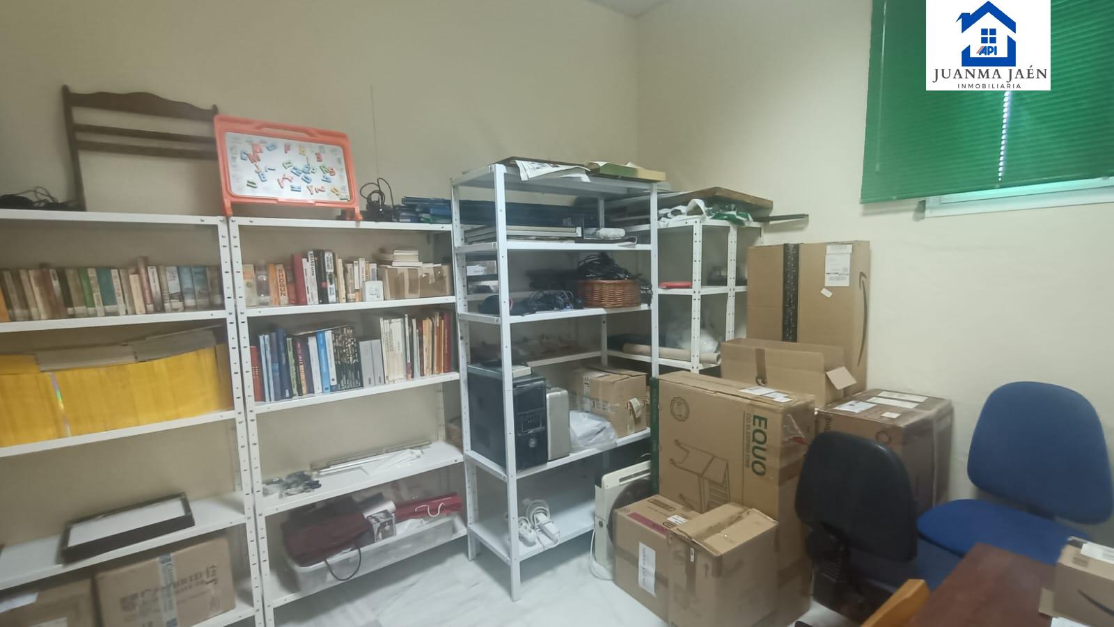 For rent of office in San Fernando