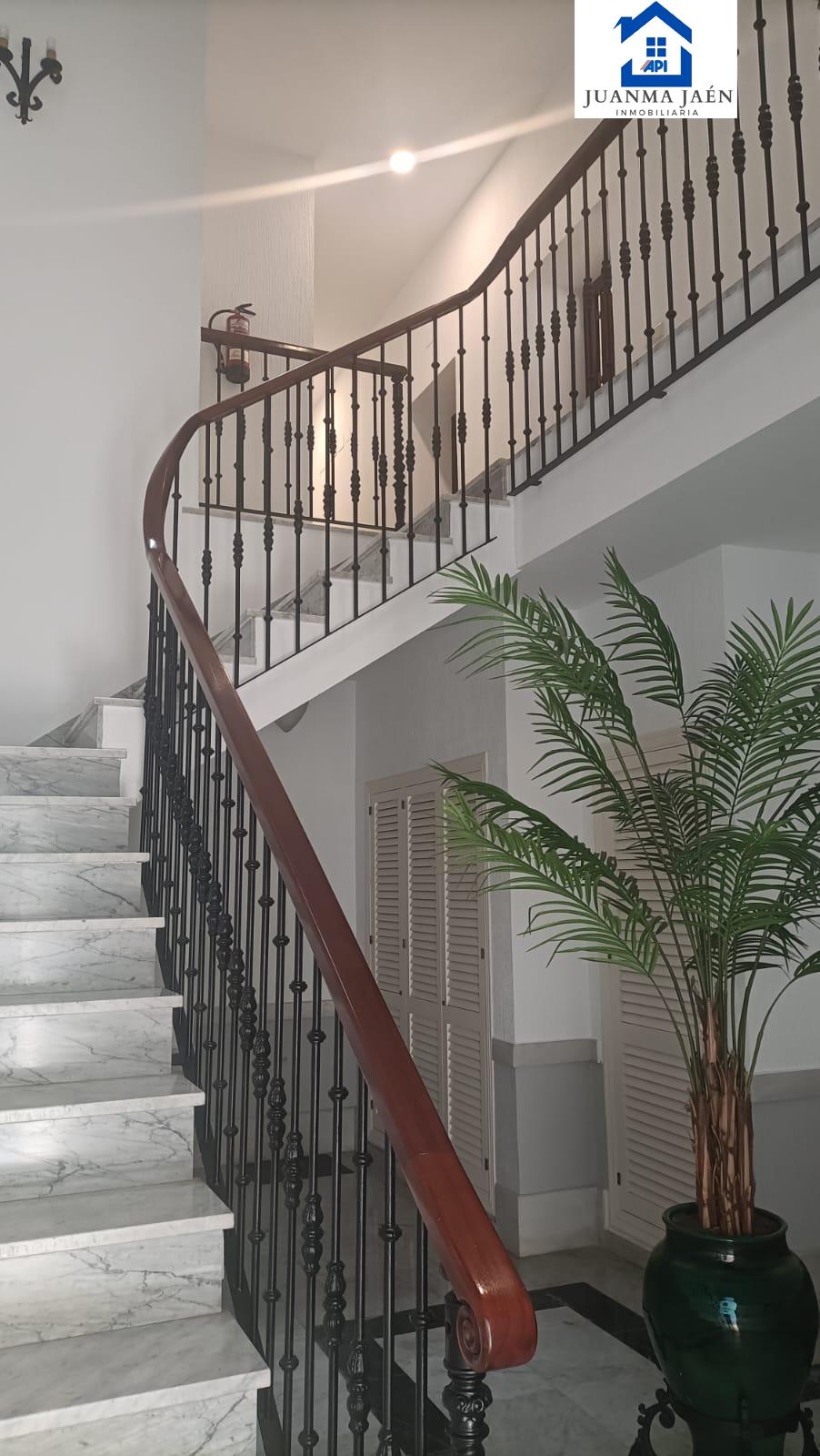 For rent of office in San Fernando