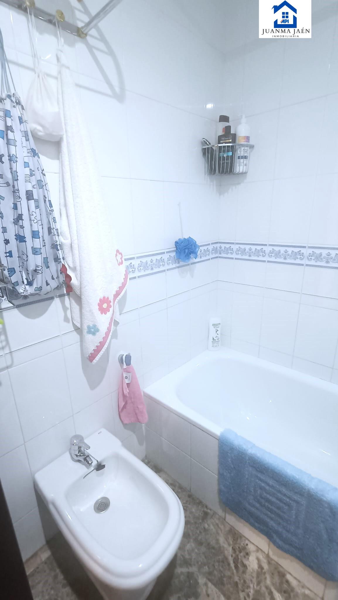 For sale of flat in San Fernando