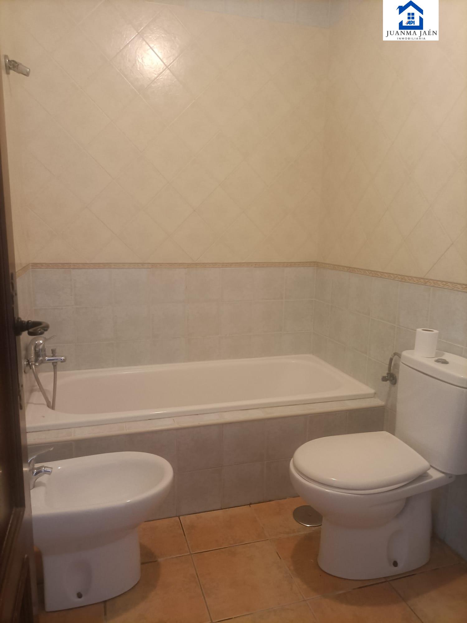For sale of house in San Fernando