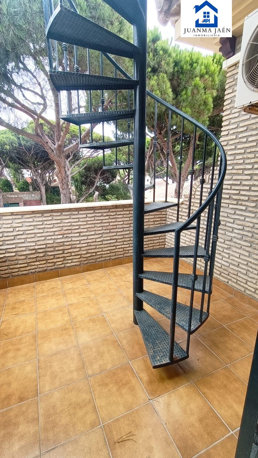 For sale of chalet in Chiclana de la Frontera