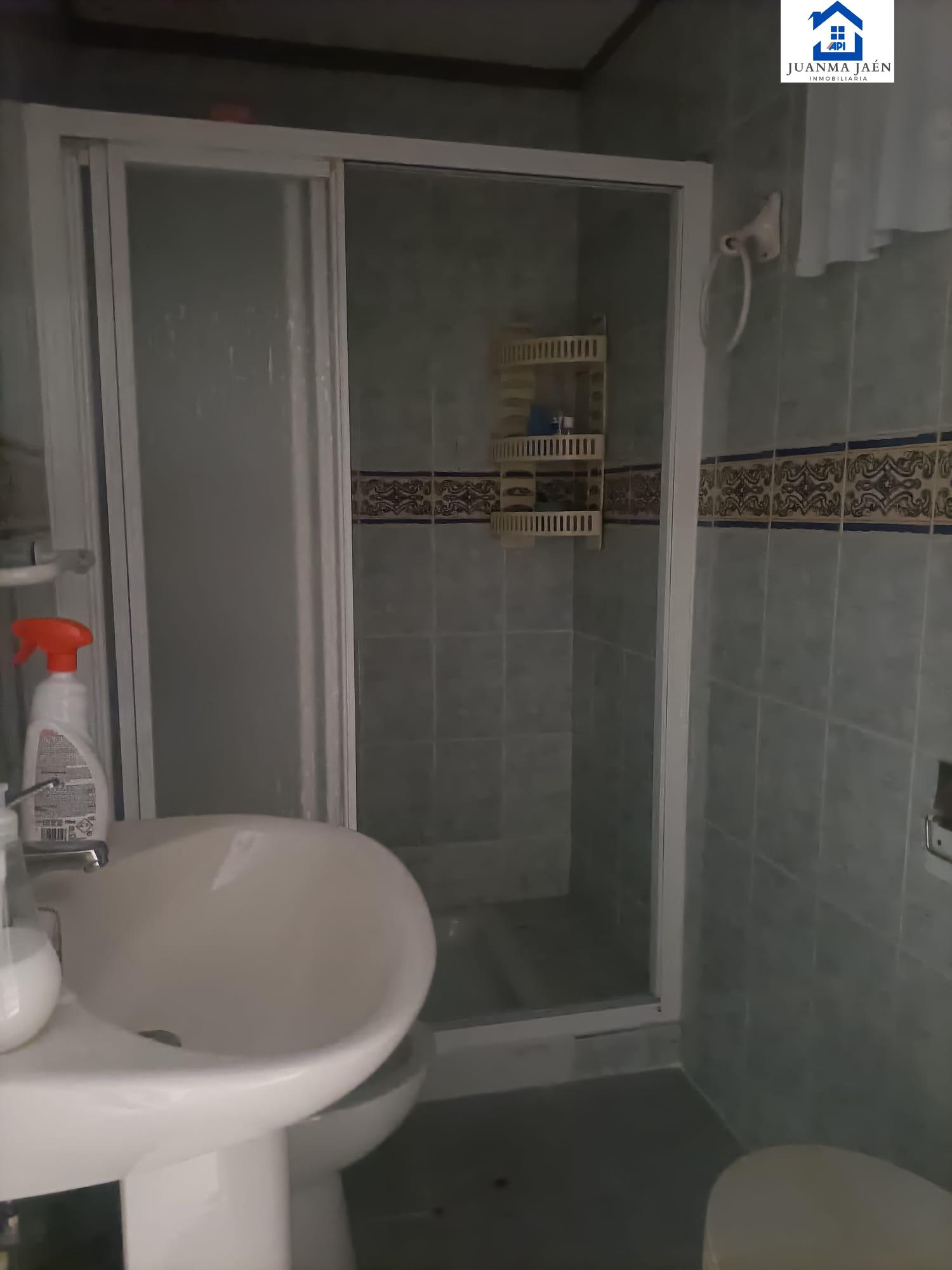 For sale of house in San Fernando