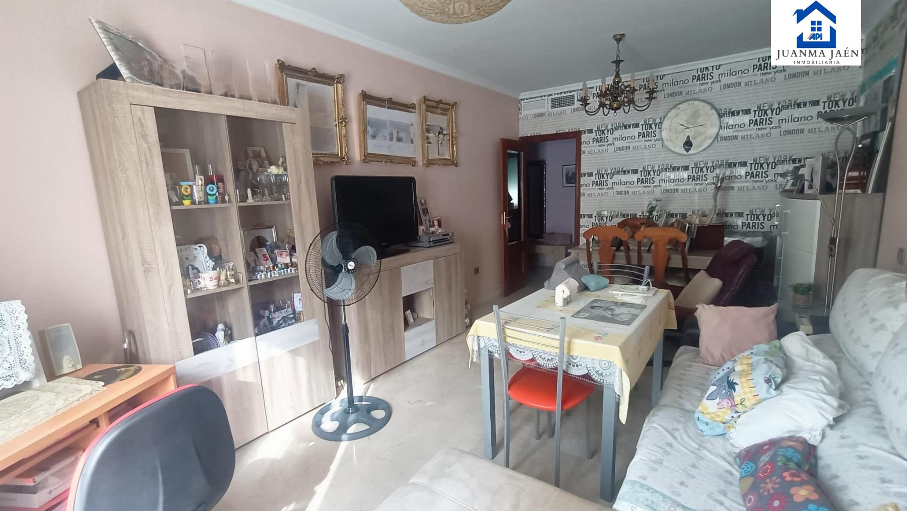 For sale of flat in San Fernando