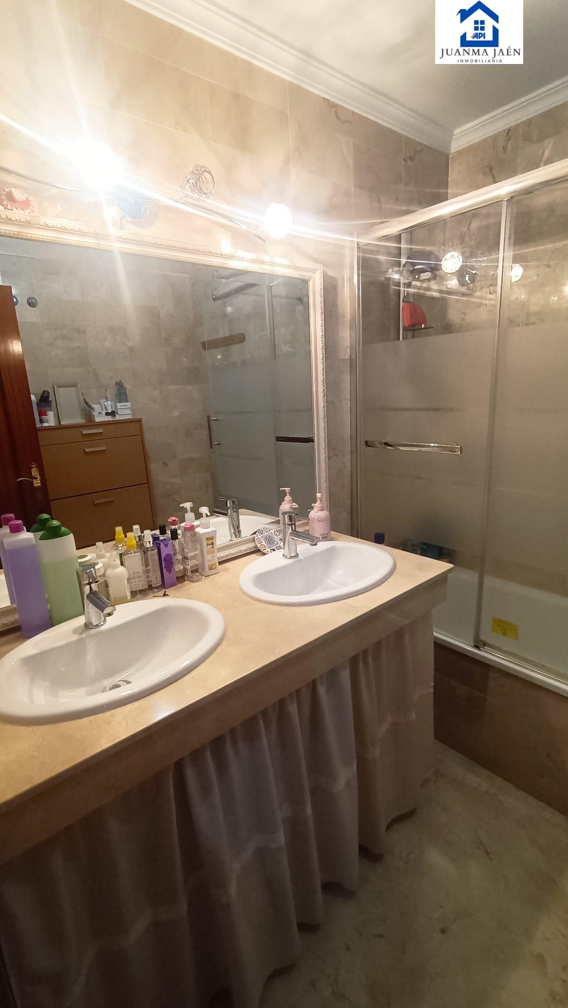 For sale of flat in San Fernando