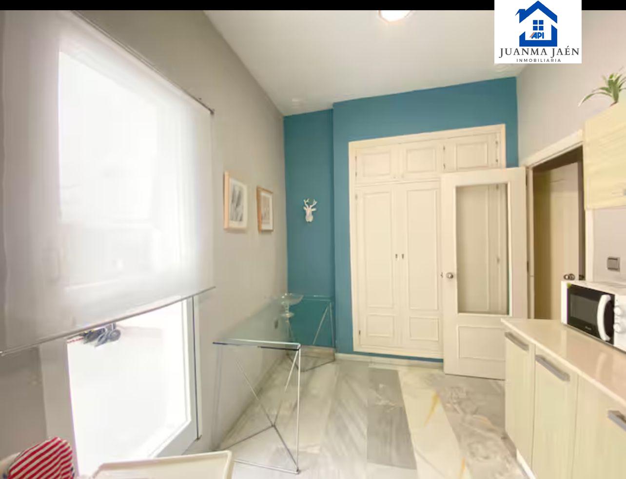 For sale of flat in Cádiz