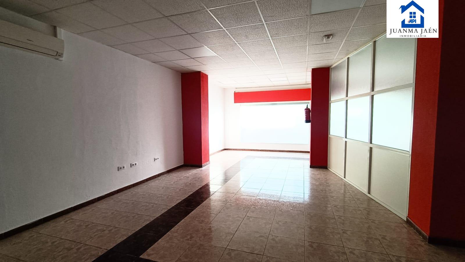 For sale of commercial in San Fernando