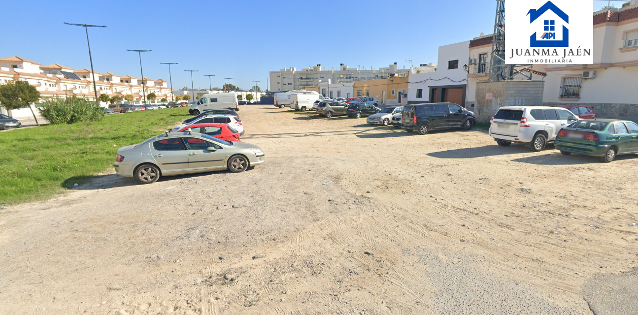 For sale of land in San Fernando