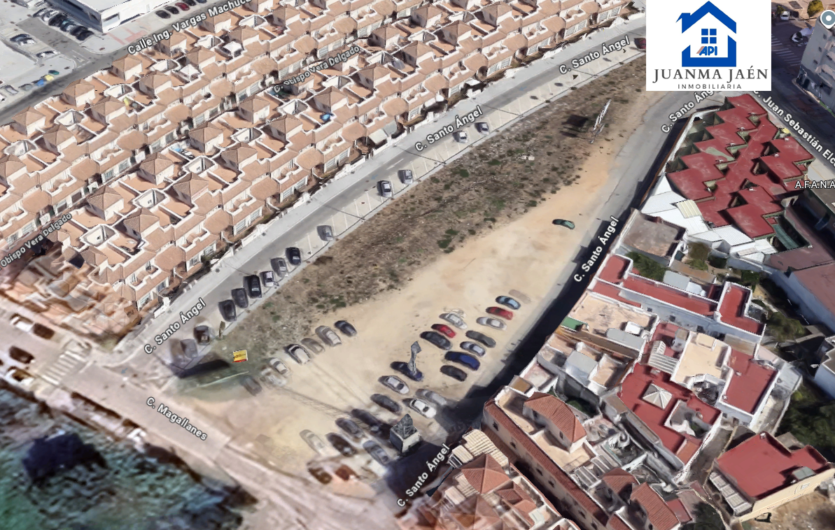For sale of land in San Fernando
