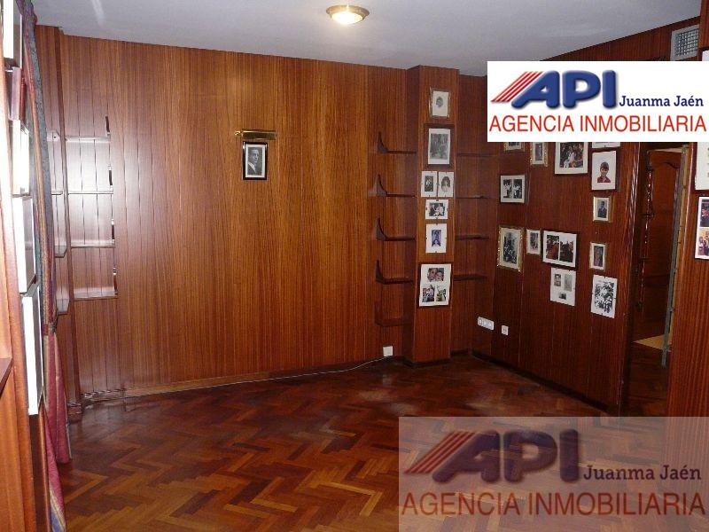 For sale of office in San Fernando