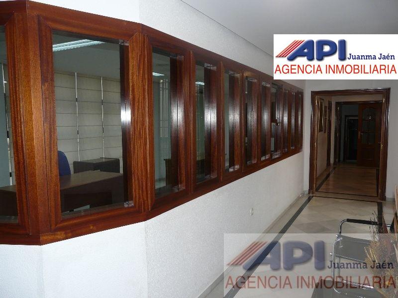 For sale of office in San Fernando