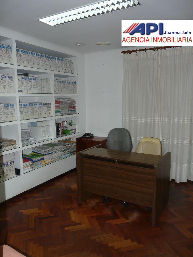 For sale of office in San Fernando