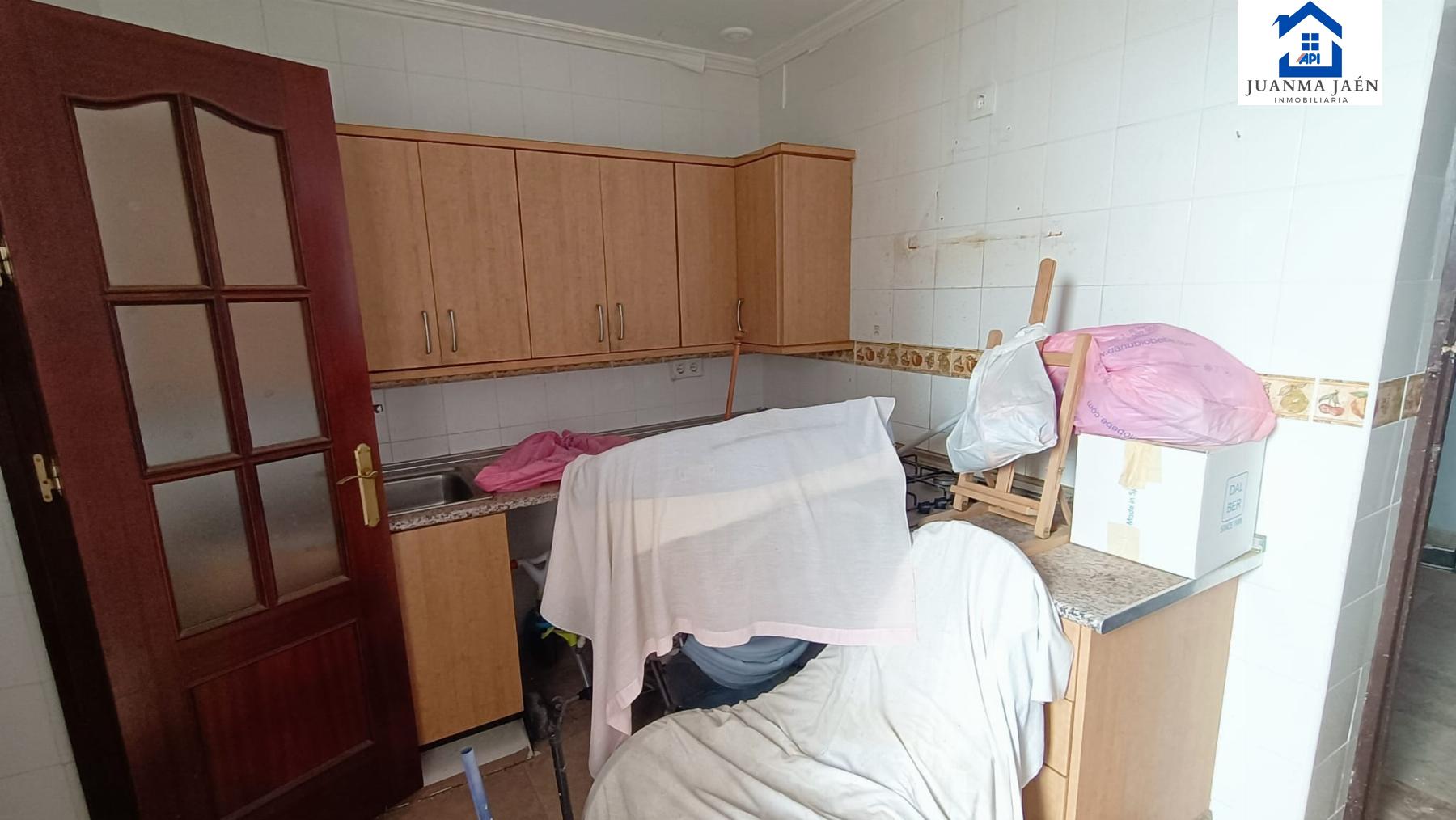 For sale of house in San Fernando