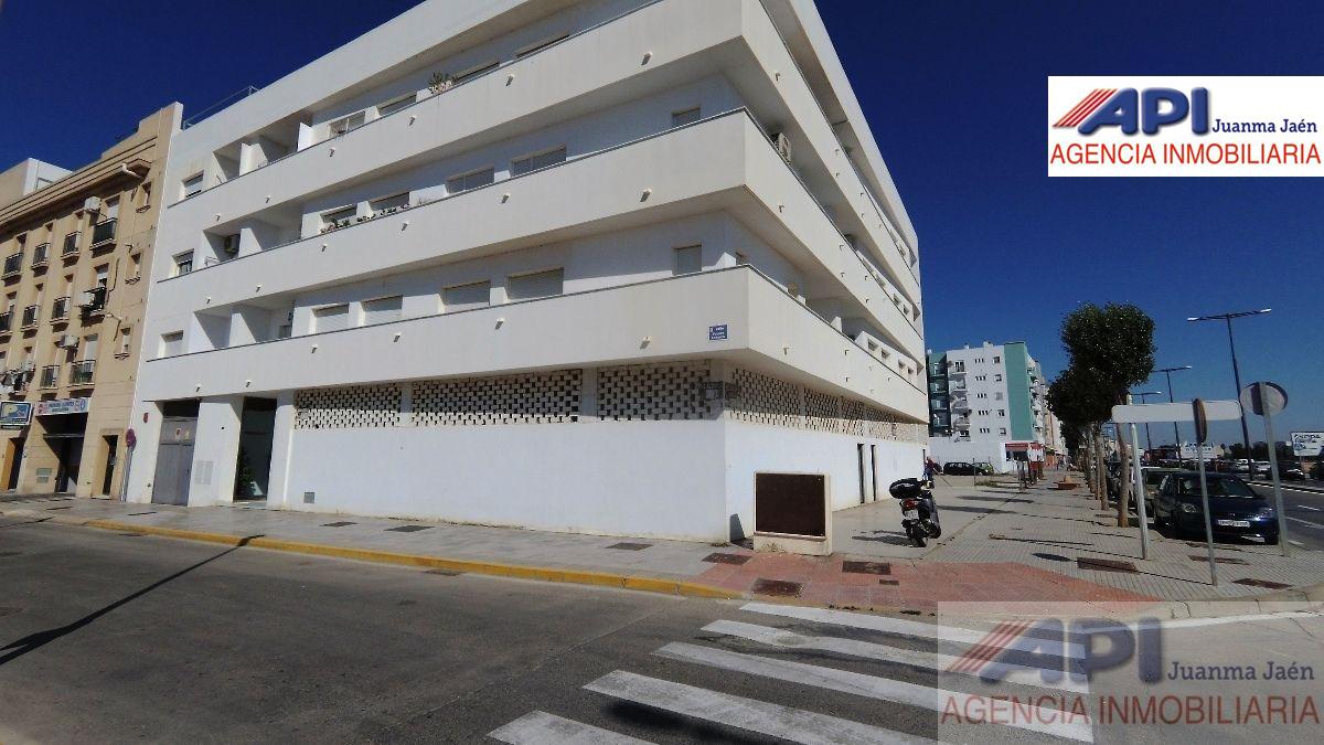 For rent of premises in San Fernando
