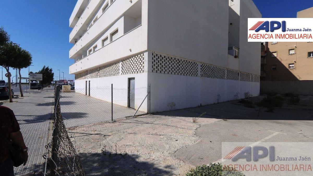 For rent of premises in San Fernando