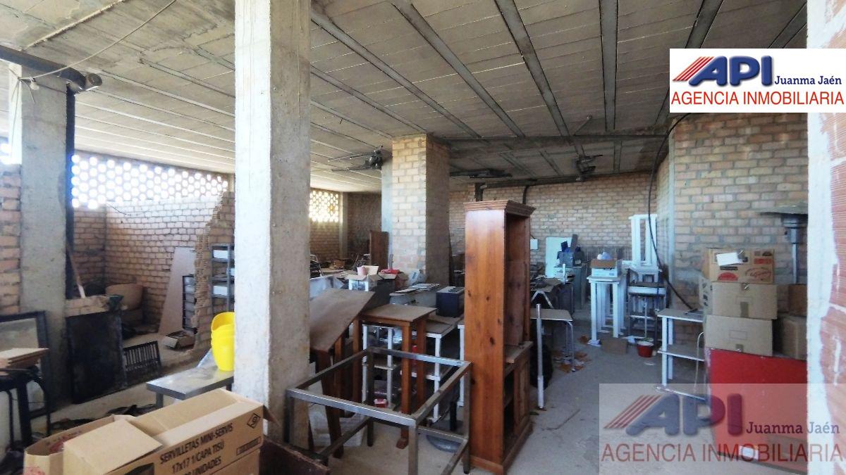 For rent of premises in San Fernando