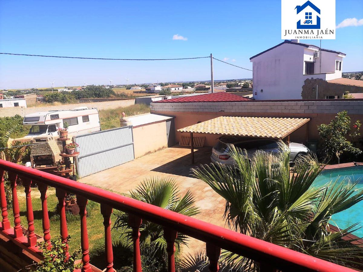 For sale of chalet in Chiclana de la Frontera