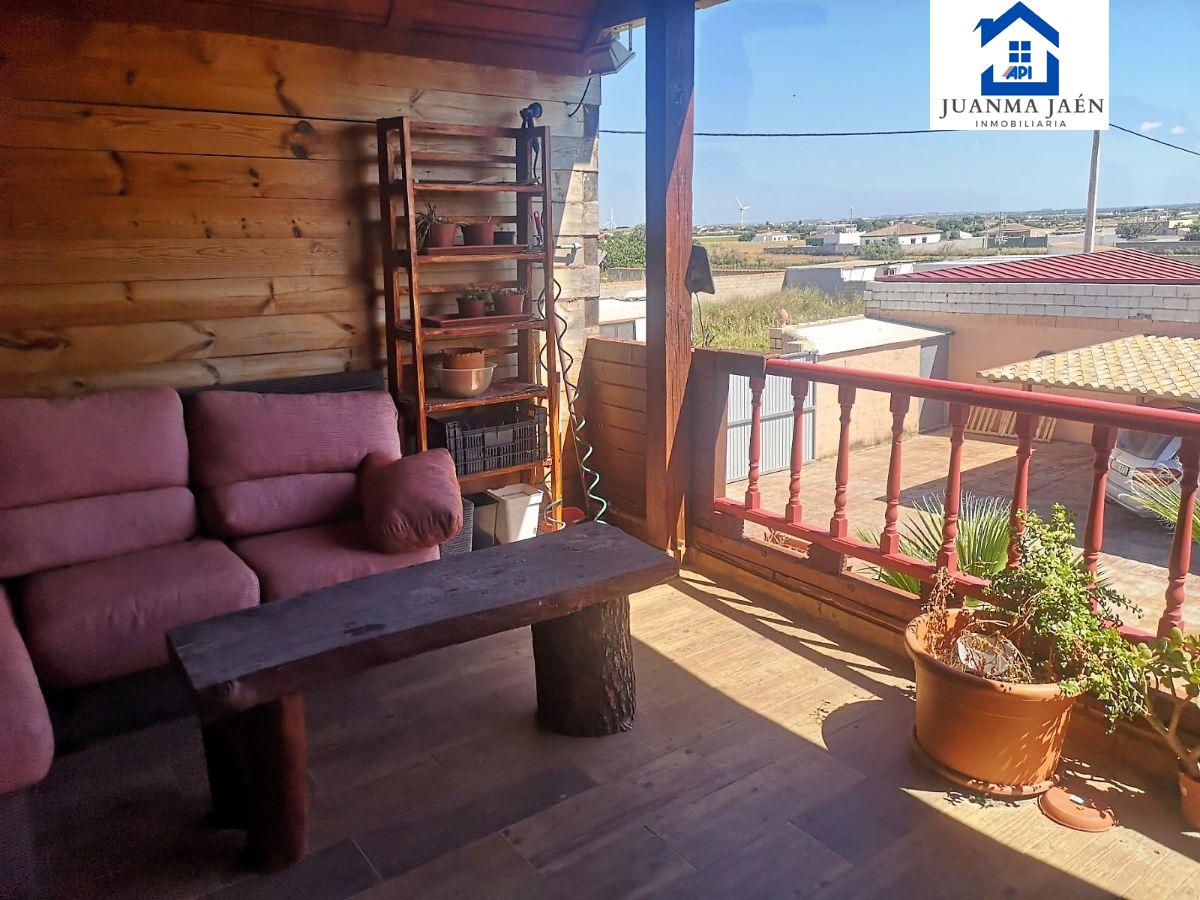 For sale of chalet in Chiclana de la Frontera