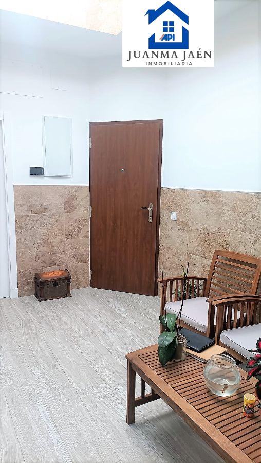 For sale of house in San Fernando