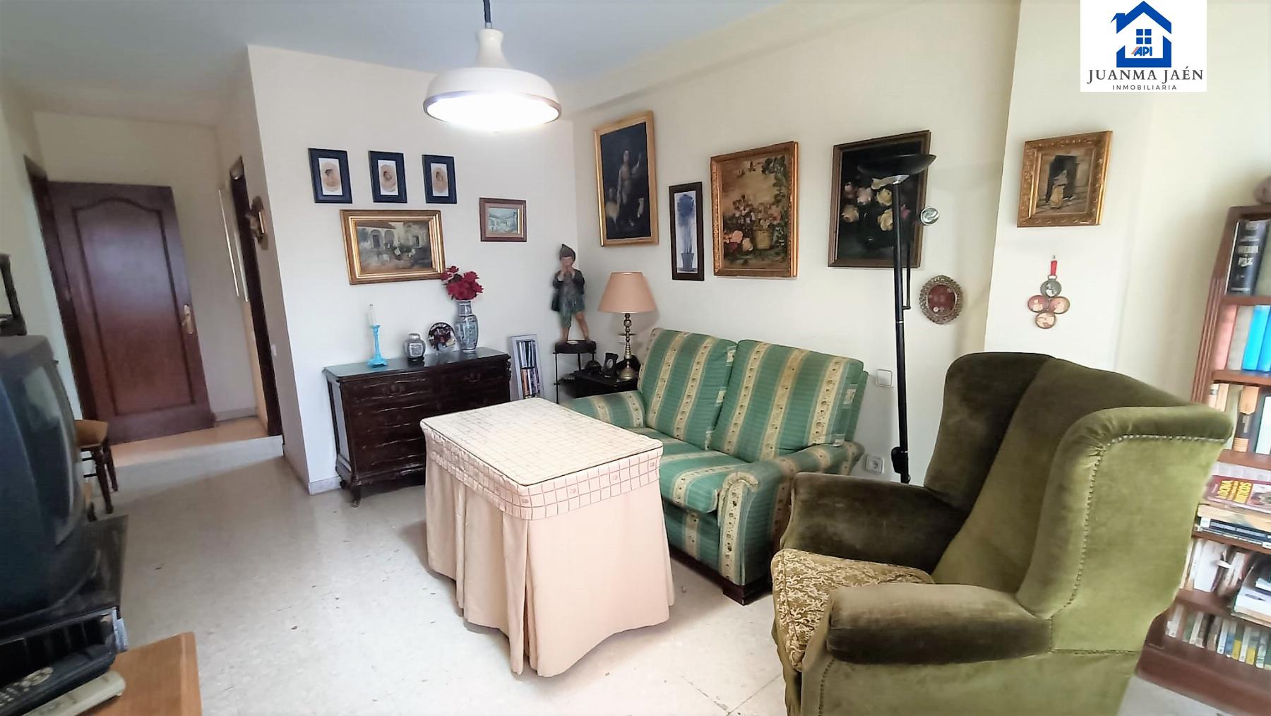 For sale of flat in San Fernando