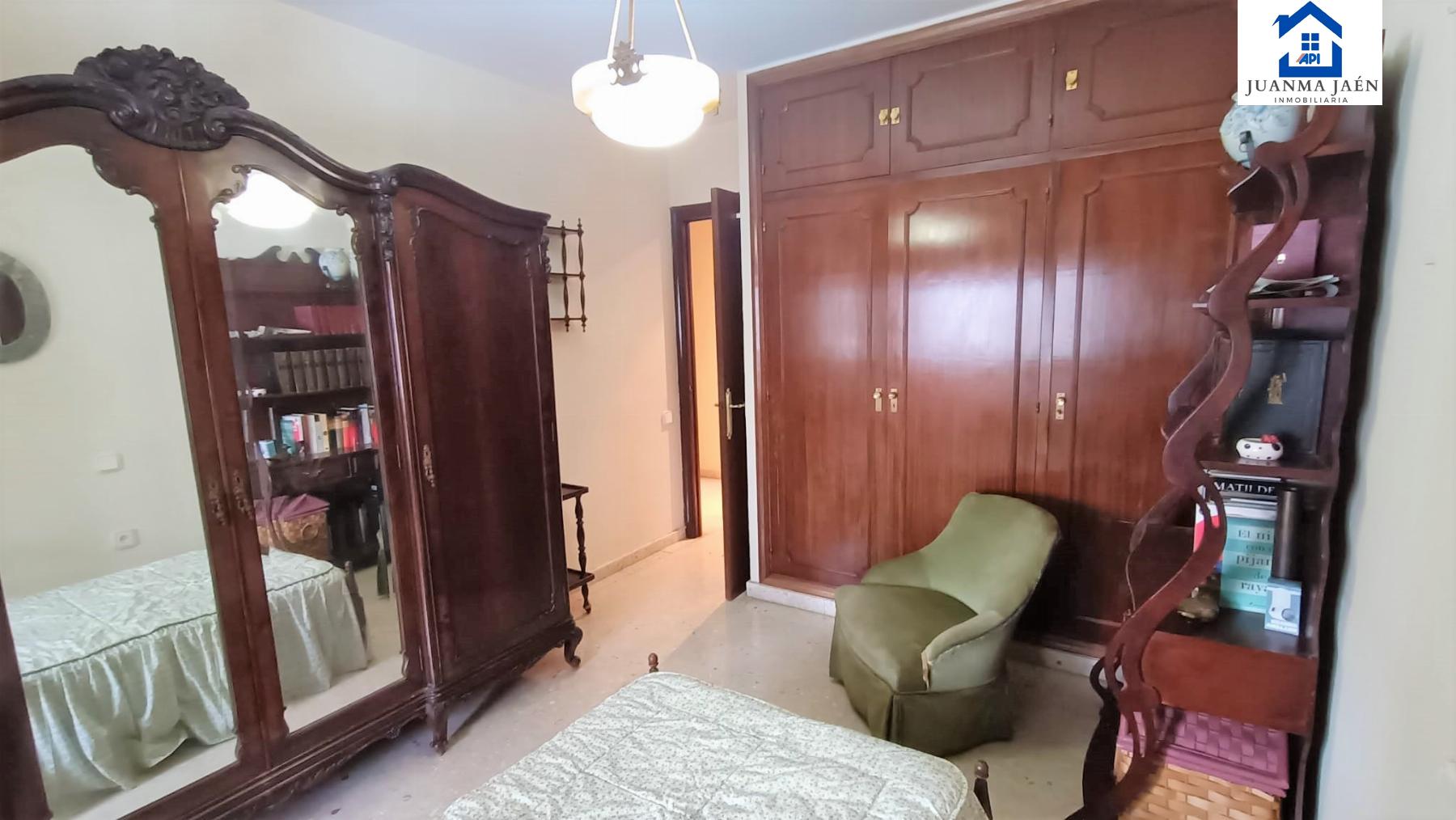 For sale of flat in San Fernando