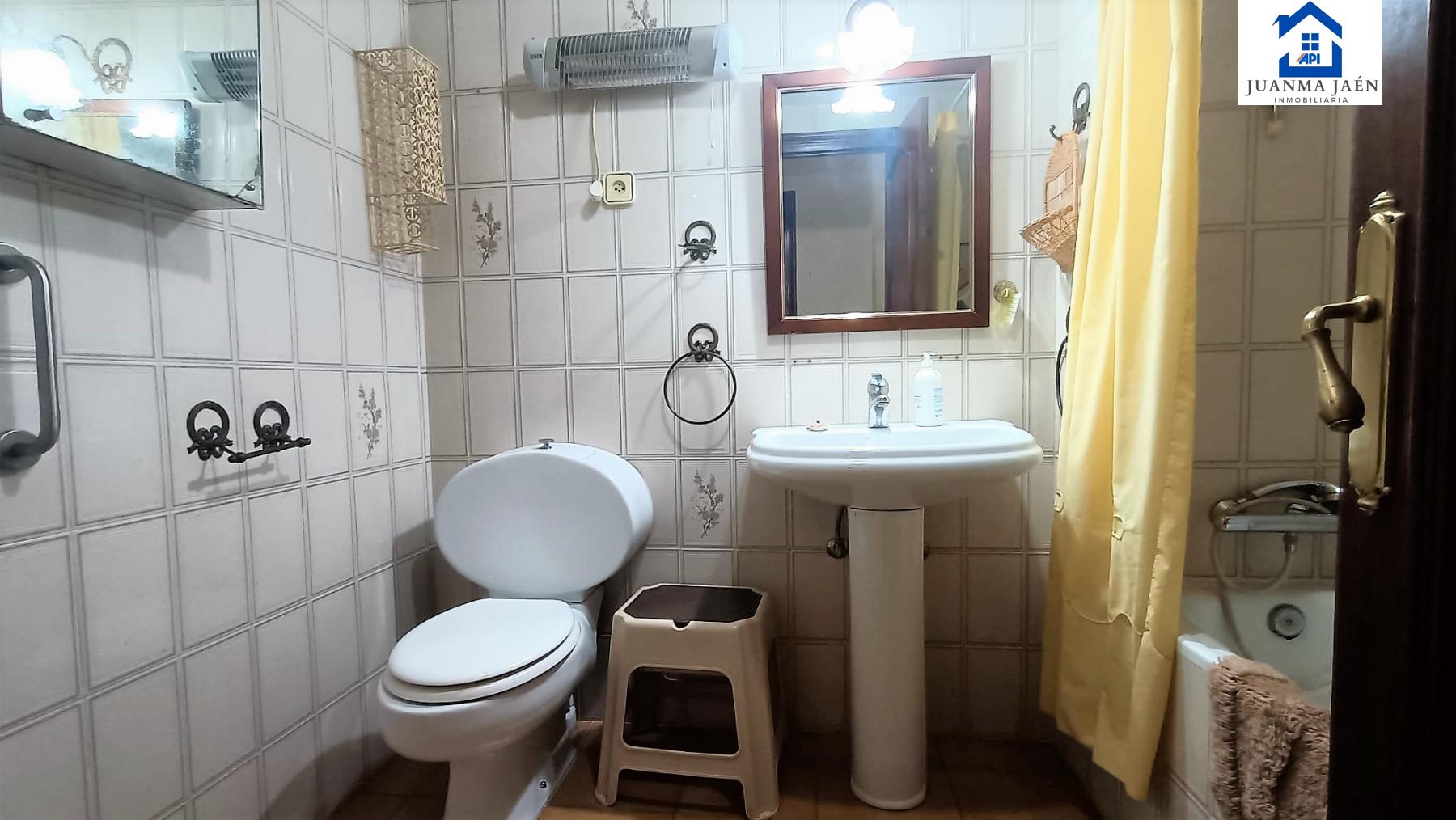 For sale of flat in San Fernando
