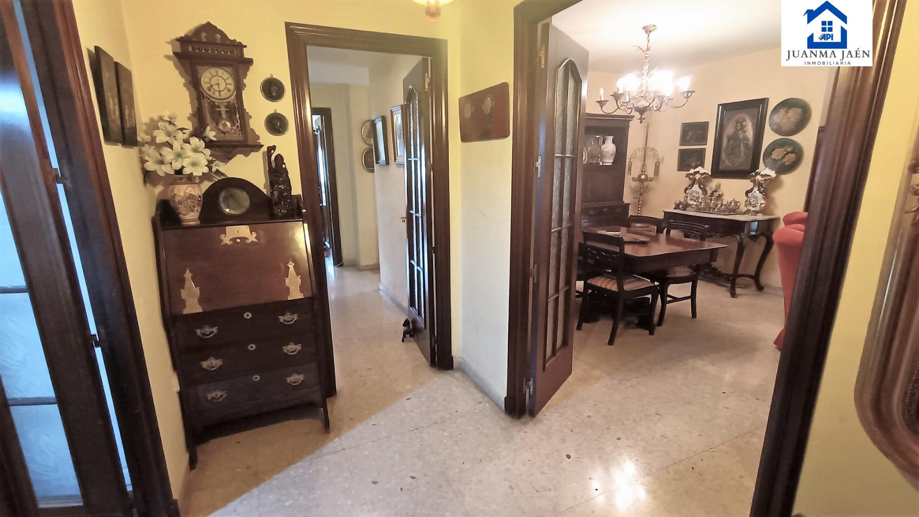 For sale of flat in San Fernando