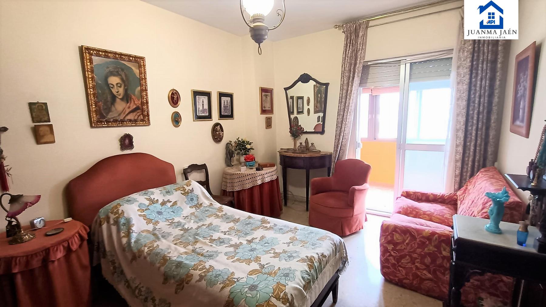 For sale of flat in San Fernando