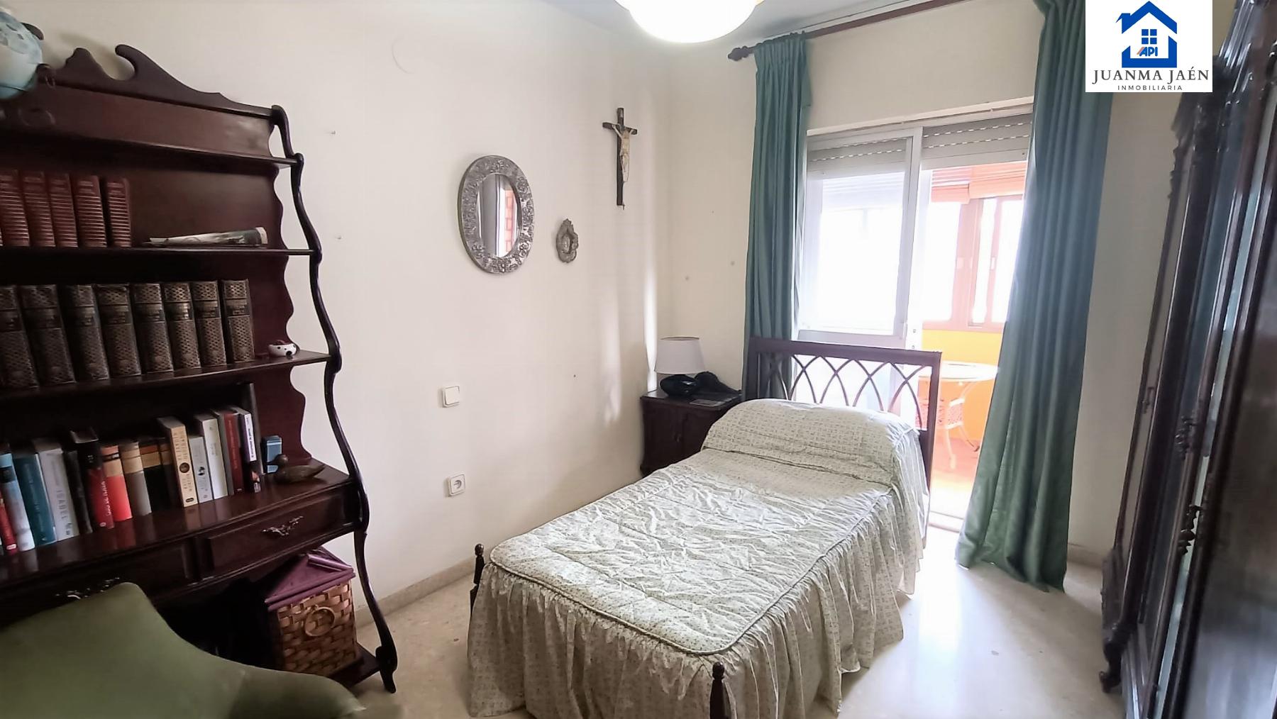 For sale of flat in San Fernando