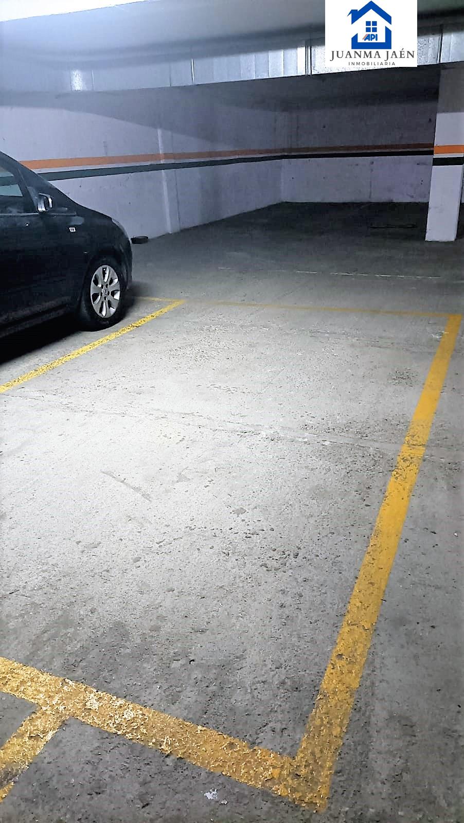 For sale of garage in San Fernando