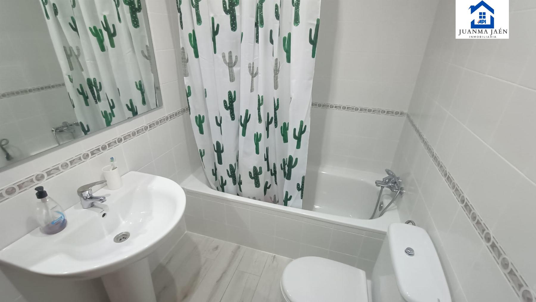For sale of house in San Fernando