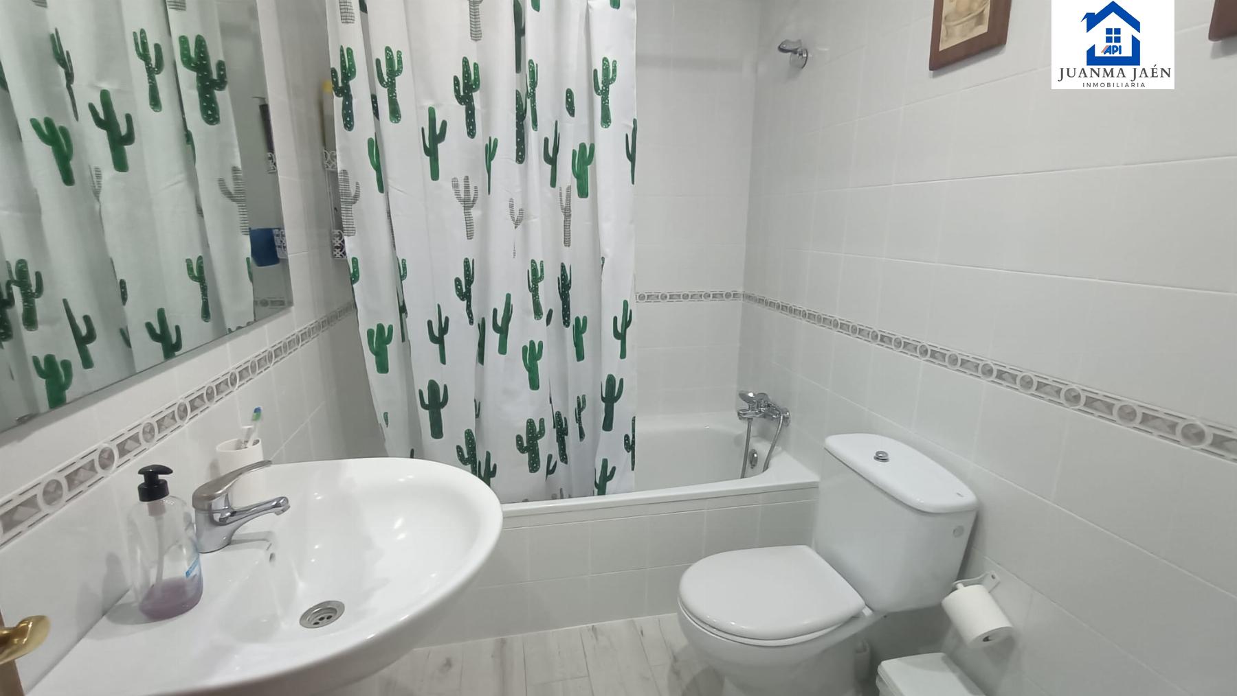 For sale of house in San Fernando